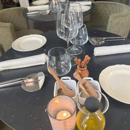 Bed & Breakfast Domaine Du Baron Alzonne